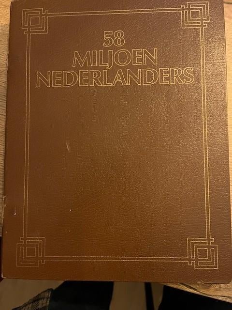 58 miljoen nederlanders, Boeken, Ophalen of Verzenden, Gelezen