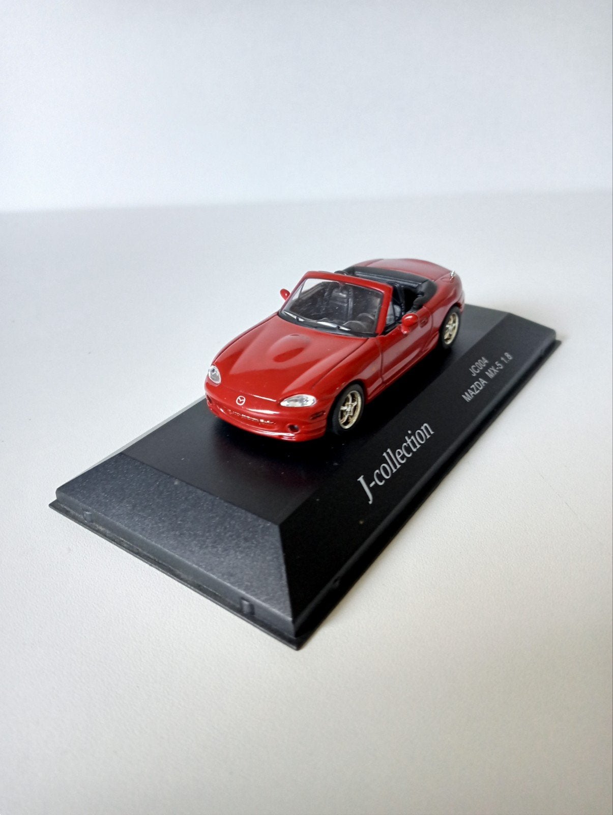 J-collection Mazda MX-5 1.8 Diecast Modelauto Rood, Ophalen of Verzenden, Nieuw, Auto