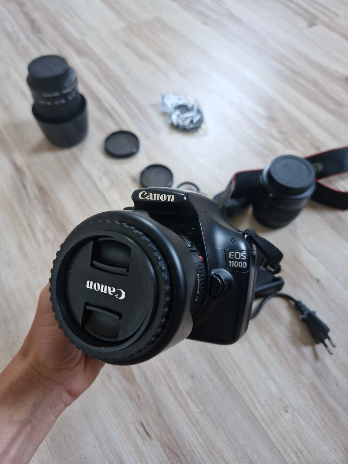 Canon EOS 1100D Spiegelreflexcamera met vele extra's, Gebruikt, Spiegelreflex, Canon, Ophalen of Verzenden