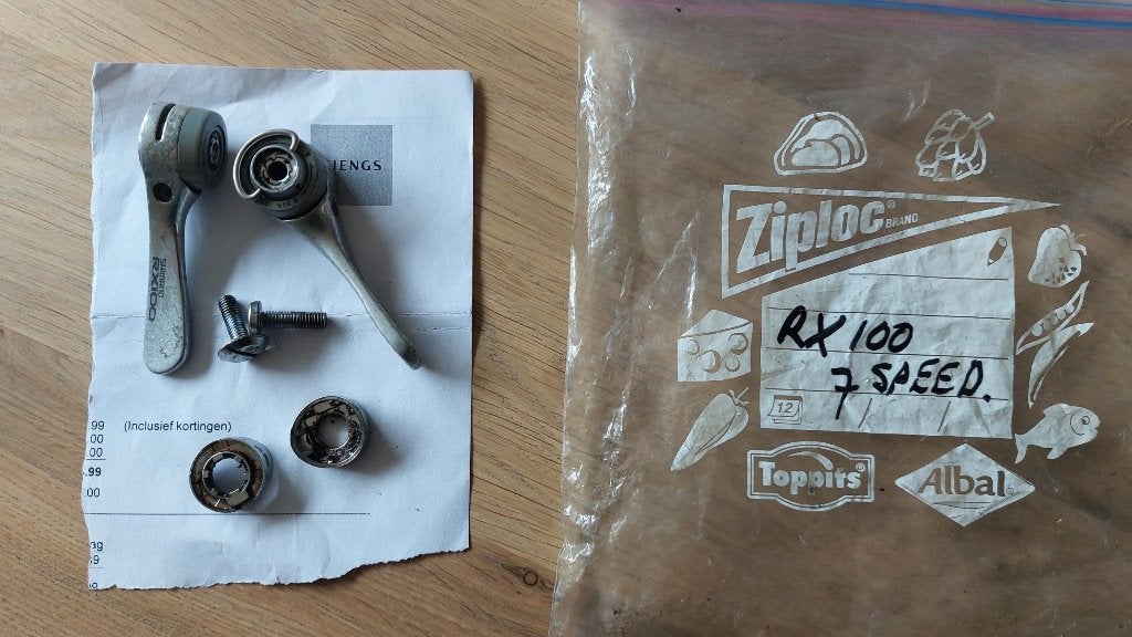 commandeurs shifters verstellers Shimano RX100 SIS, Fietsen en Brommers, Gebruikt, Ligfiets, Ophalen of Verzenden, Derailleur of Ketting