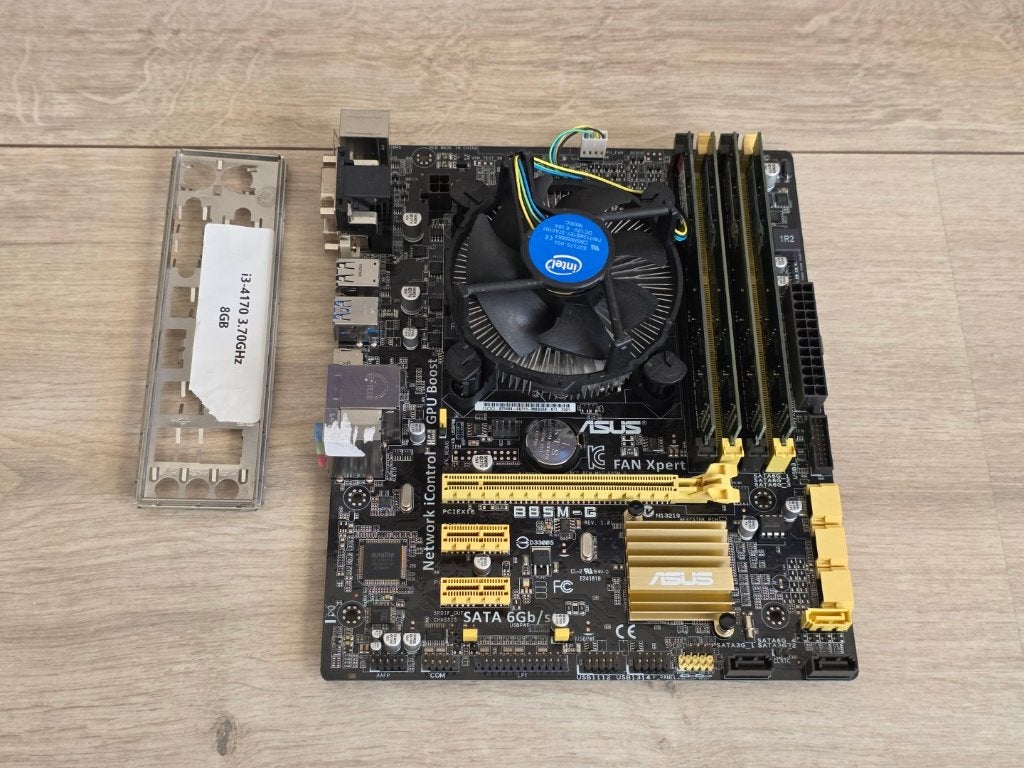 tk:Asus B85M-G Moederbord + Intel i3-4170, 8GB Ram, S1150, Computers en Software, Moederborden, Gebruikt, Intel, DDR3, Ophalen of Verzenden
