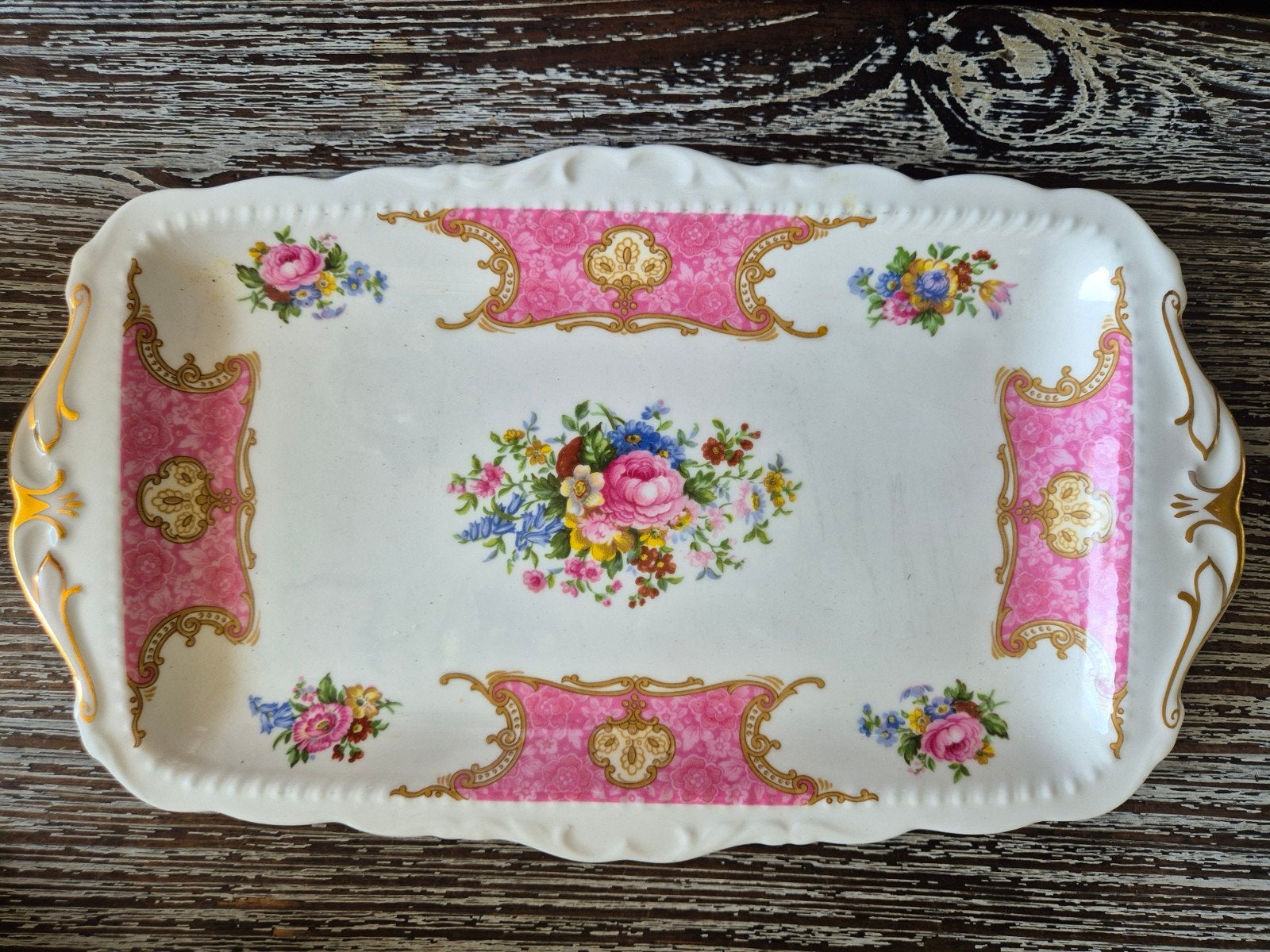 Lady Carlyle royal albert porselein, Ophalen of Verzenden, Zo goed als nieuw, Porselein, Bord of Schaal