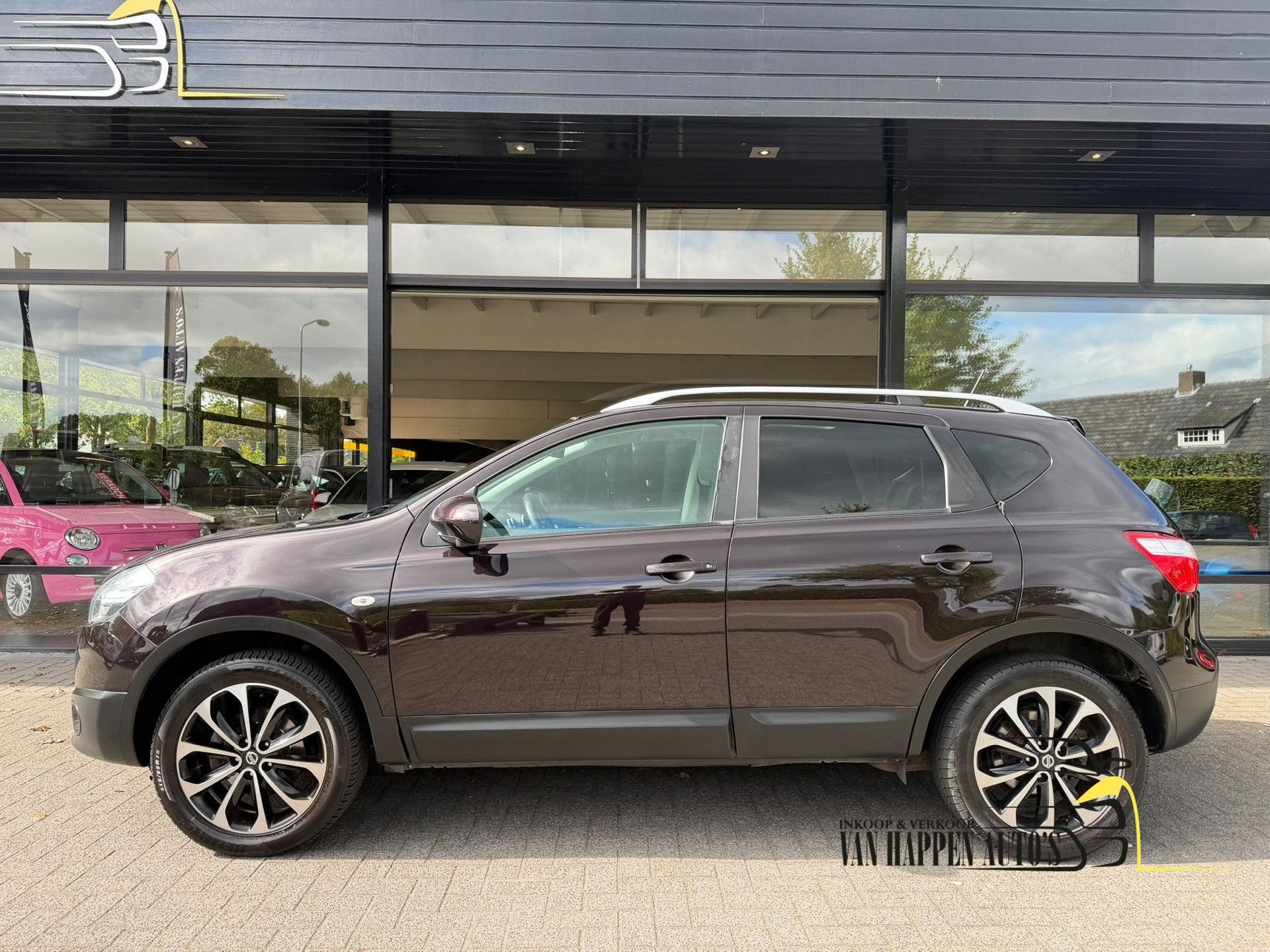 Foto 2 van Nissan Qashqai 2.0 Tekna