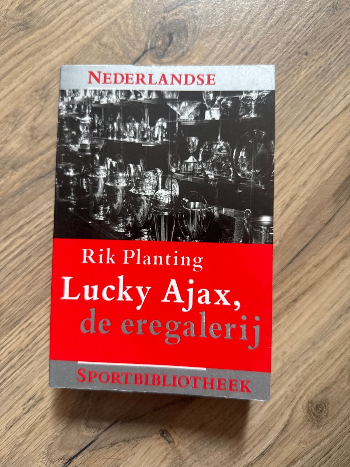 Lucky Ajax, de eregalerij - Rik Planting, Ophalen of Verzenden, Gelezen, Overige sporten