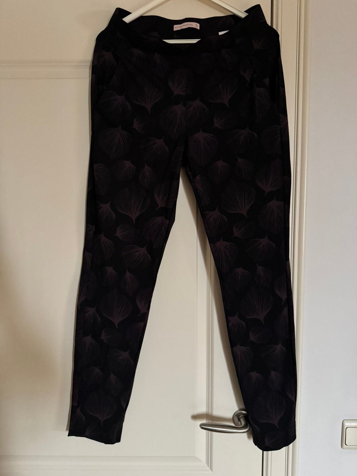 Studio Anneloes broek smalle pijp aubergine kleur S, Overige kleuren, Verzenden, Nieuw, Maat 36 (S)