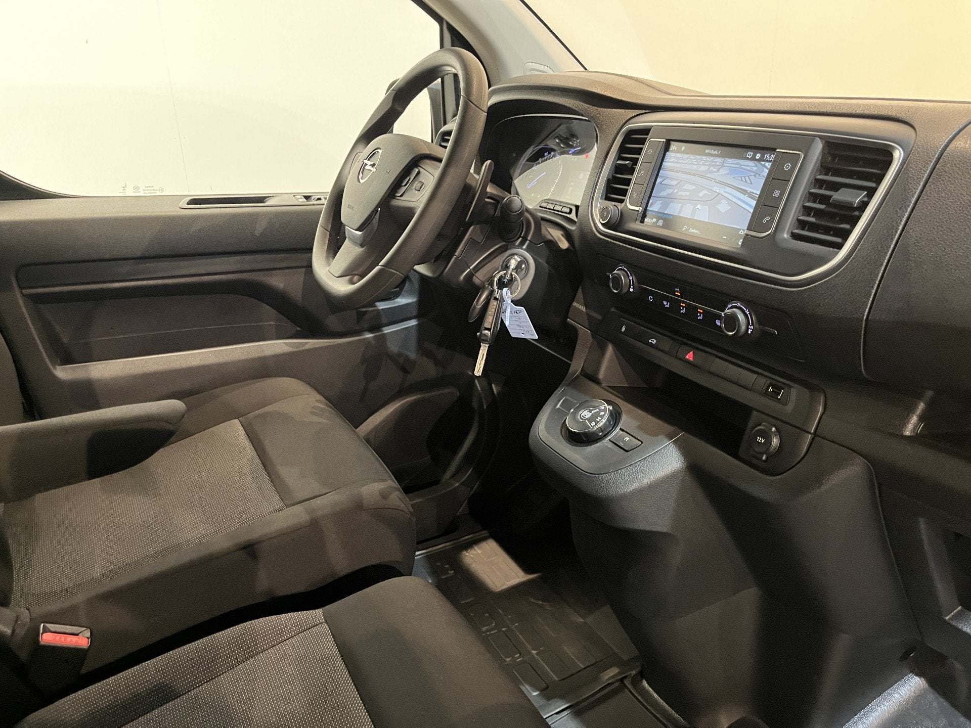 Opel Vivaro 2.0 CDTI L3H1 180 PK Automaat / Servicebus / Bot, Stof, Gebruikt, 4 cilinders, Met garantie (alle)