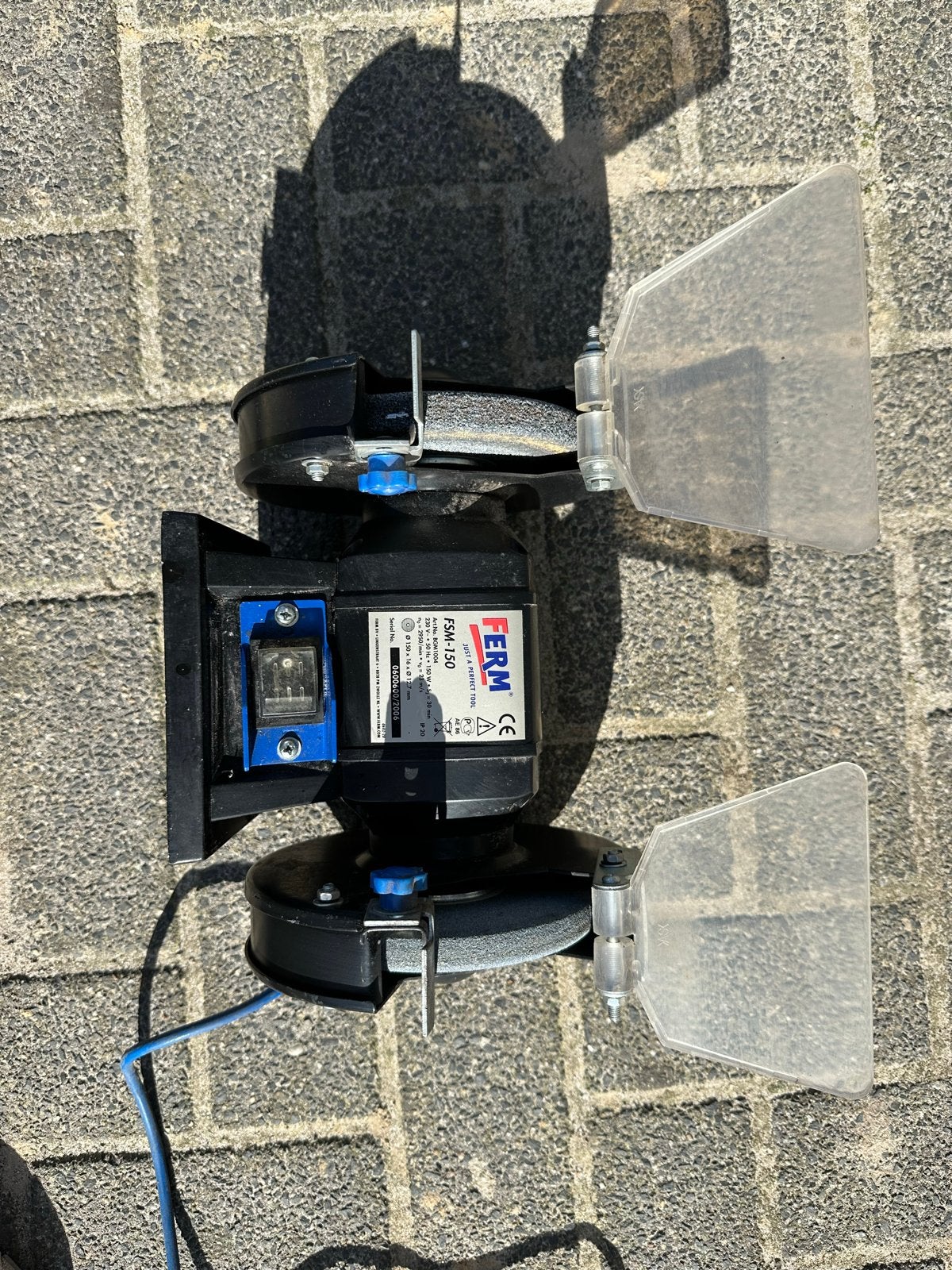 FERM FSM-150 bankslijpmachine - Zo goed als nieuw, Ophalen, Zo goed als nieuw, Minder dan 700 watt, Werkbankslijpmachine
