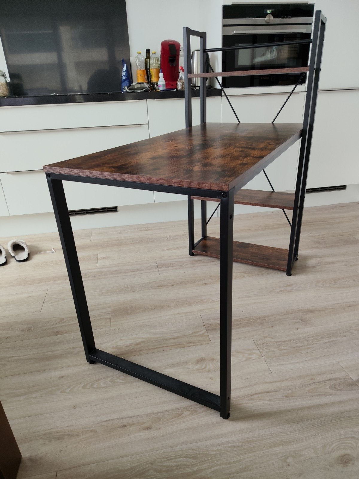 Modern bureau met opbergrek - Industrieel design, Ophalen, Opbergruimte, Metaal, Bruin