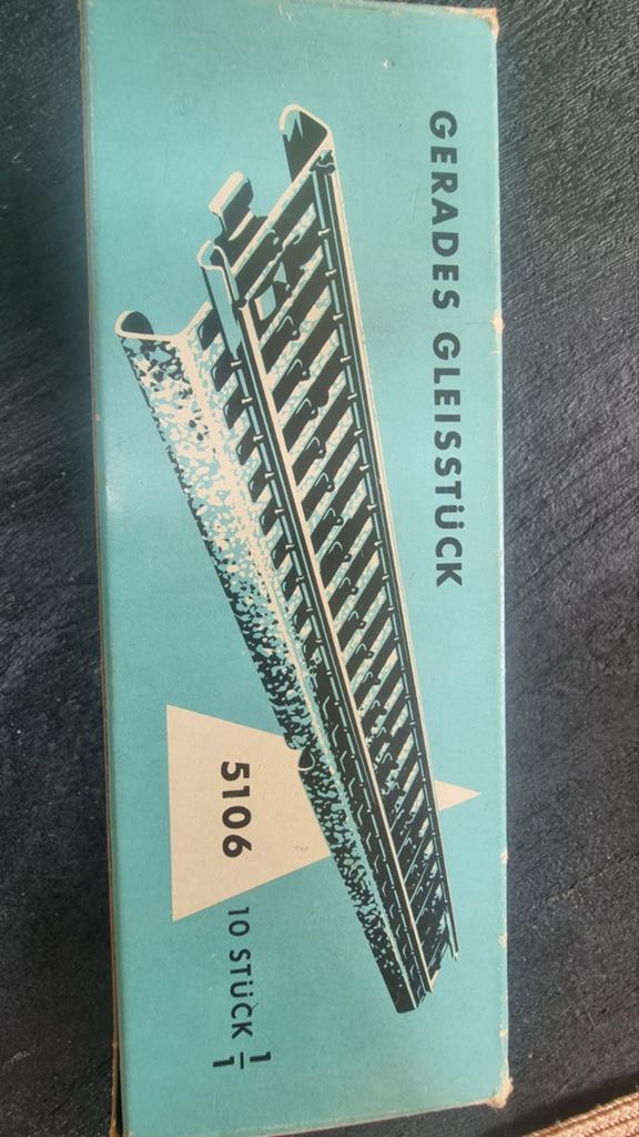 Märklin H0 Rails en Wissels (5106 & 5121), Hobby en Vrije tijd, Modeltreinen | H0, Ophalen of Verzenden