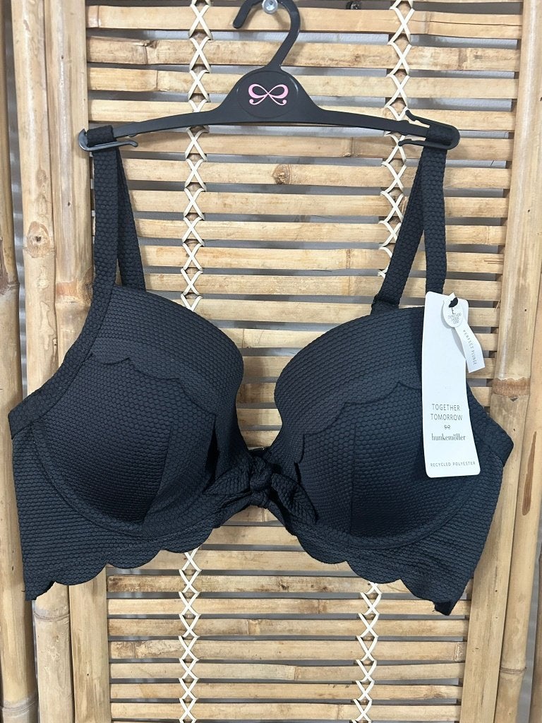 Hunkemöller Scallop PP Bikinitop 75E - SALE OP=OP, Zwart, Nieuw, Ophalen of Verzenden, Bikini