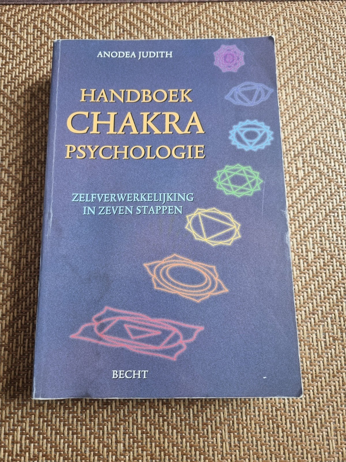 Anodea Judith - Handboek chakrapsychologie, Achtergrond en Informatie, Ophalen of Verzenden, Zo goed als nieuw, Anodea Judith