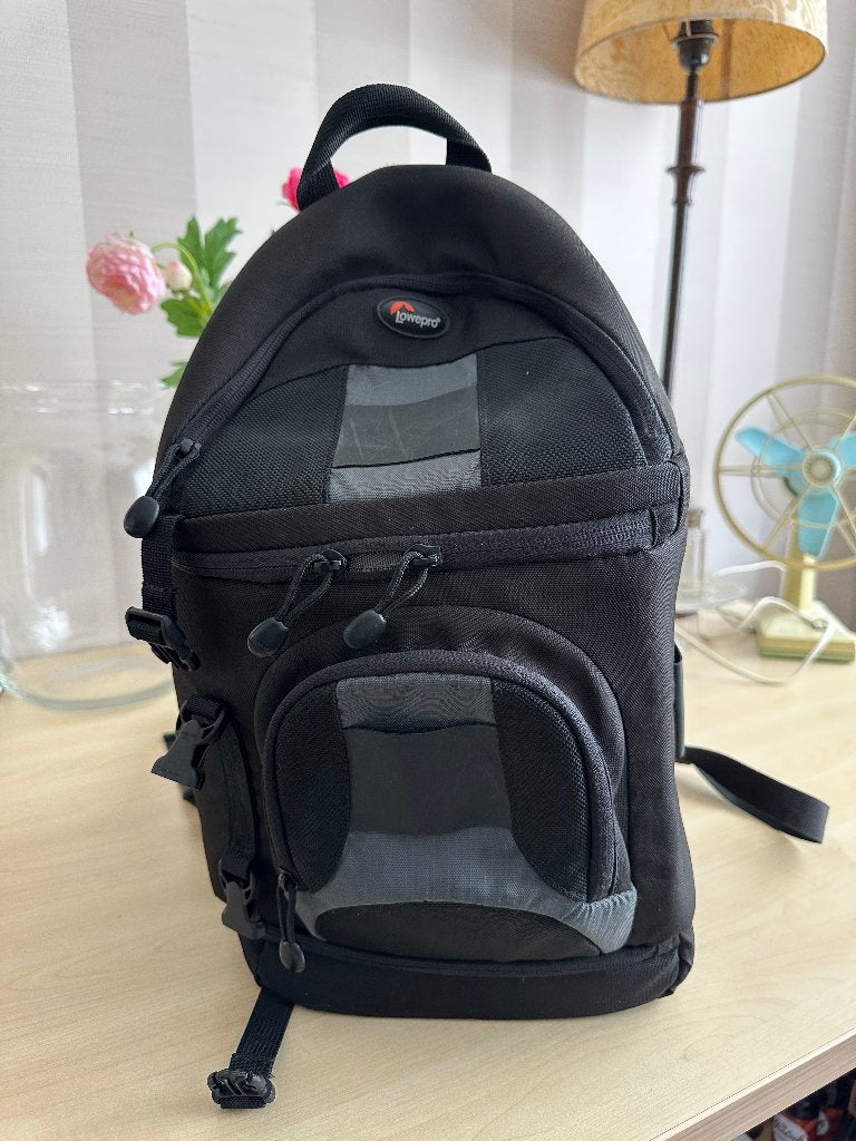 Te Koop: Lowepro Slingshot 200 AW Cameratas, Ophalen, Zo goed als nieuw, Rugtas, Lowepro