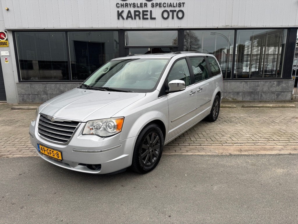 Chrysler GRAND VOYAGER 3.8 V6 Limited, 450 kg, Gebruikt, 138 €/maand, 7 stoelen
