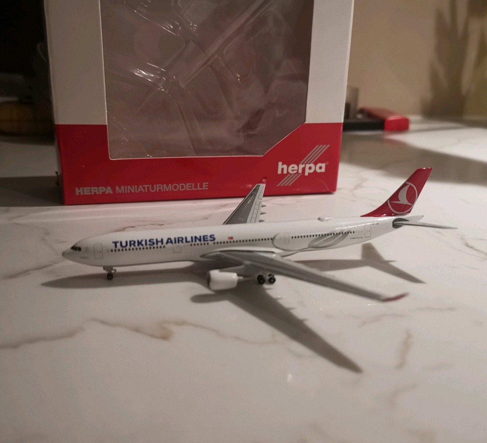Turkish Airlines A330-300 Herpa500 1:500 531443 Reg. TC-JOA, Overige merken, 1:200 of kleiner, Nieuw, Ophalen of Verzenden
