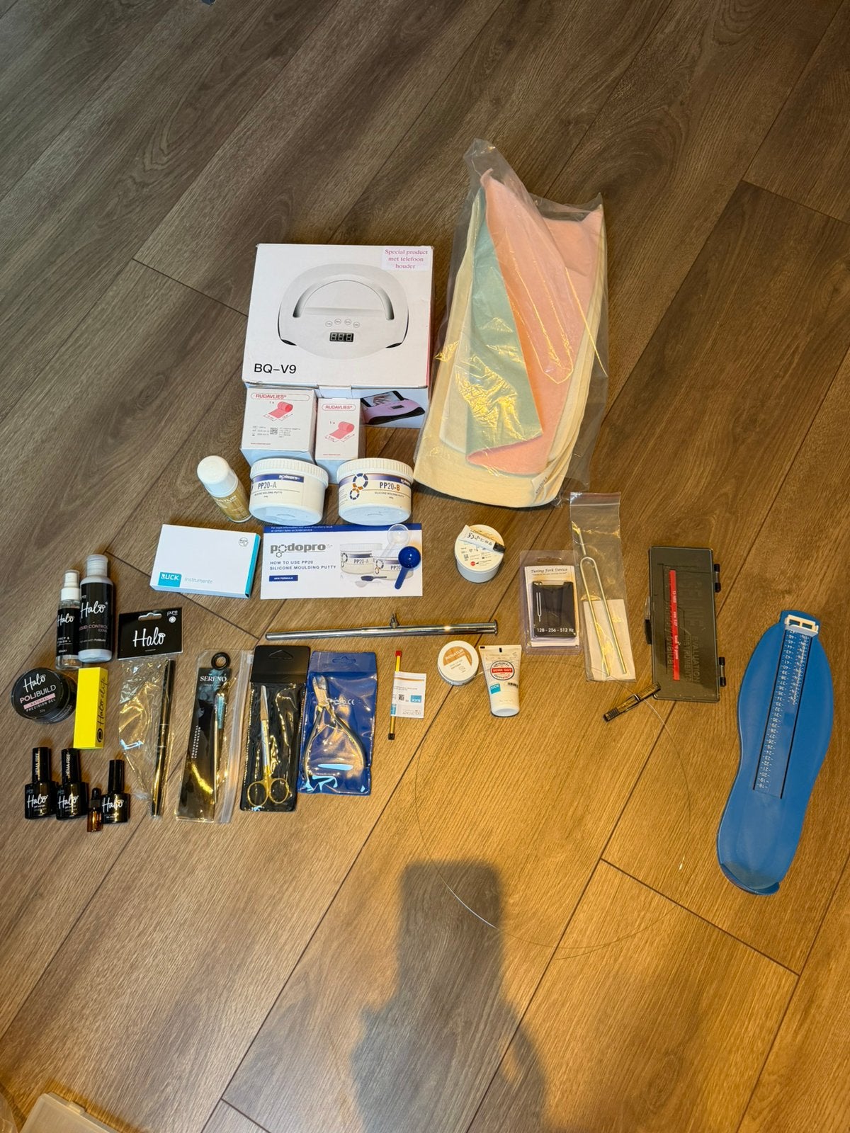 Medisch pedicure benodigheden, Diversen, Schoolbenodigdheden, Zo goed als nieuw, Ophalen