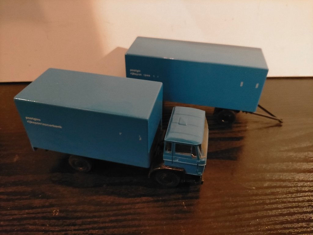 Lion toys postgiro, Ophalen of Verzenden, Bus of Vrachtwagen, Lion Toys
