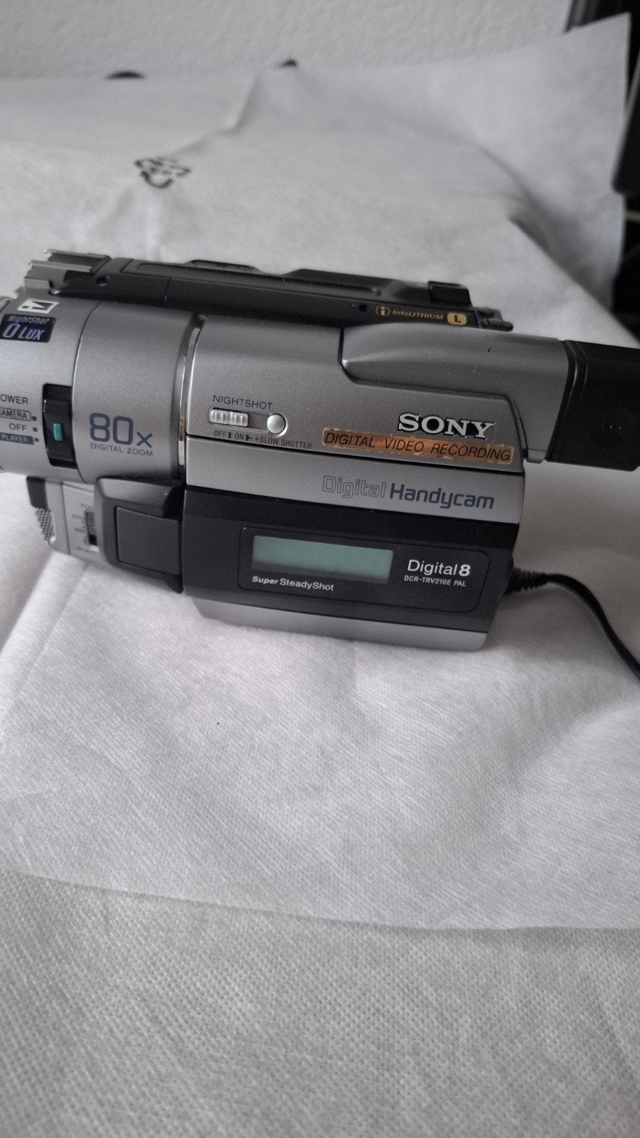 Sony Digital Handycam DCR-TRV210E - Digital8 hi8 8, Audio, Tv en Foto, Videocamera's Digitaal, Mini dv, Gebruikt, 20x of meer