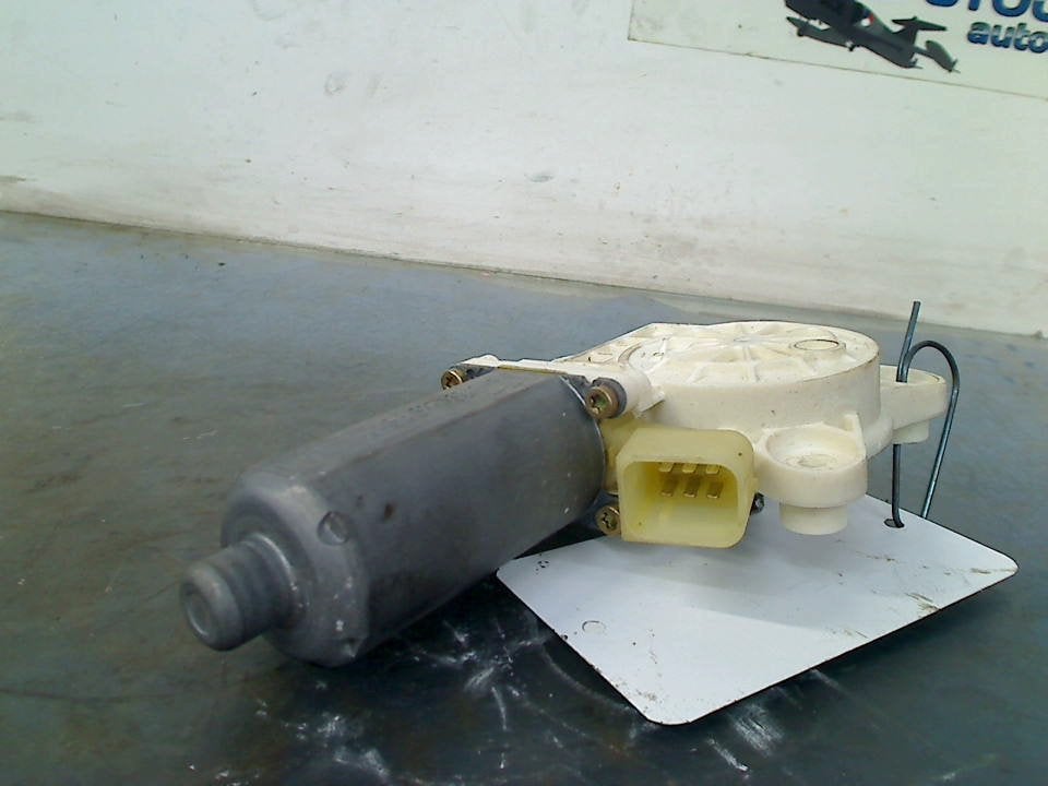 Motor Raammechaniek Links CLK (C209) 2004, Gebruikt, Mercedes-Benz AG, Mercedes-Benz, Mercedesstraße 120, Stuttgart 70372, , Duitsland