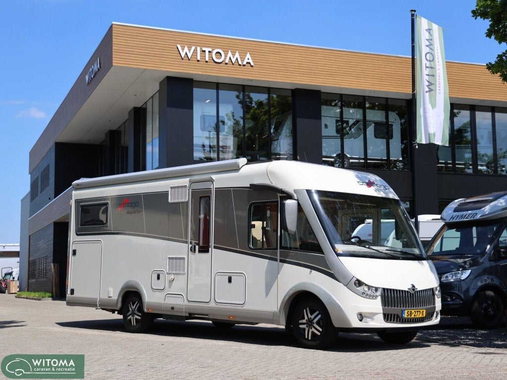 Carthago Chic C-Line 49 I 4.9 BOVENKASTEN AUTOMAAT, Caravans en Kamperen, Campers, Koelkast, Fiat, Tot en met 2, Bedrijf