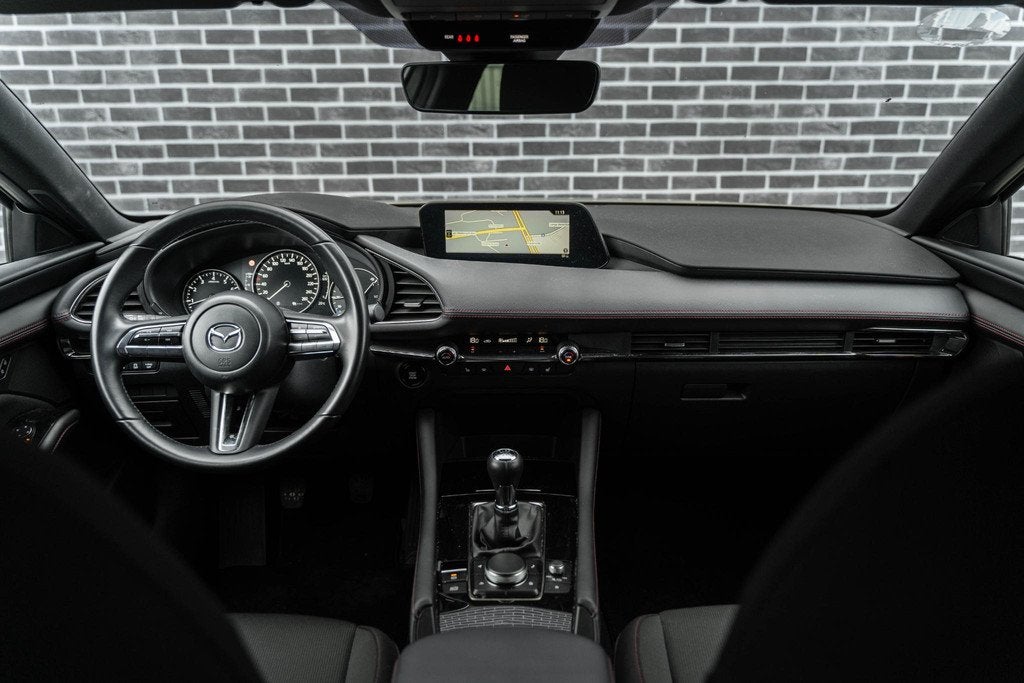 Mazda 3 2.0 e-SkyActiv-G M Hybrid 150 Homura | Head-Up Displ, Auto's, Mazda, 1998 cc, Stof, Gebruikt, 4 cilinders