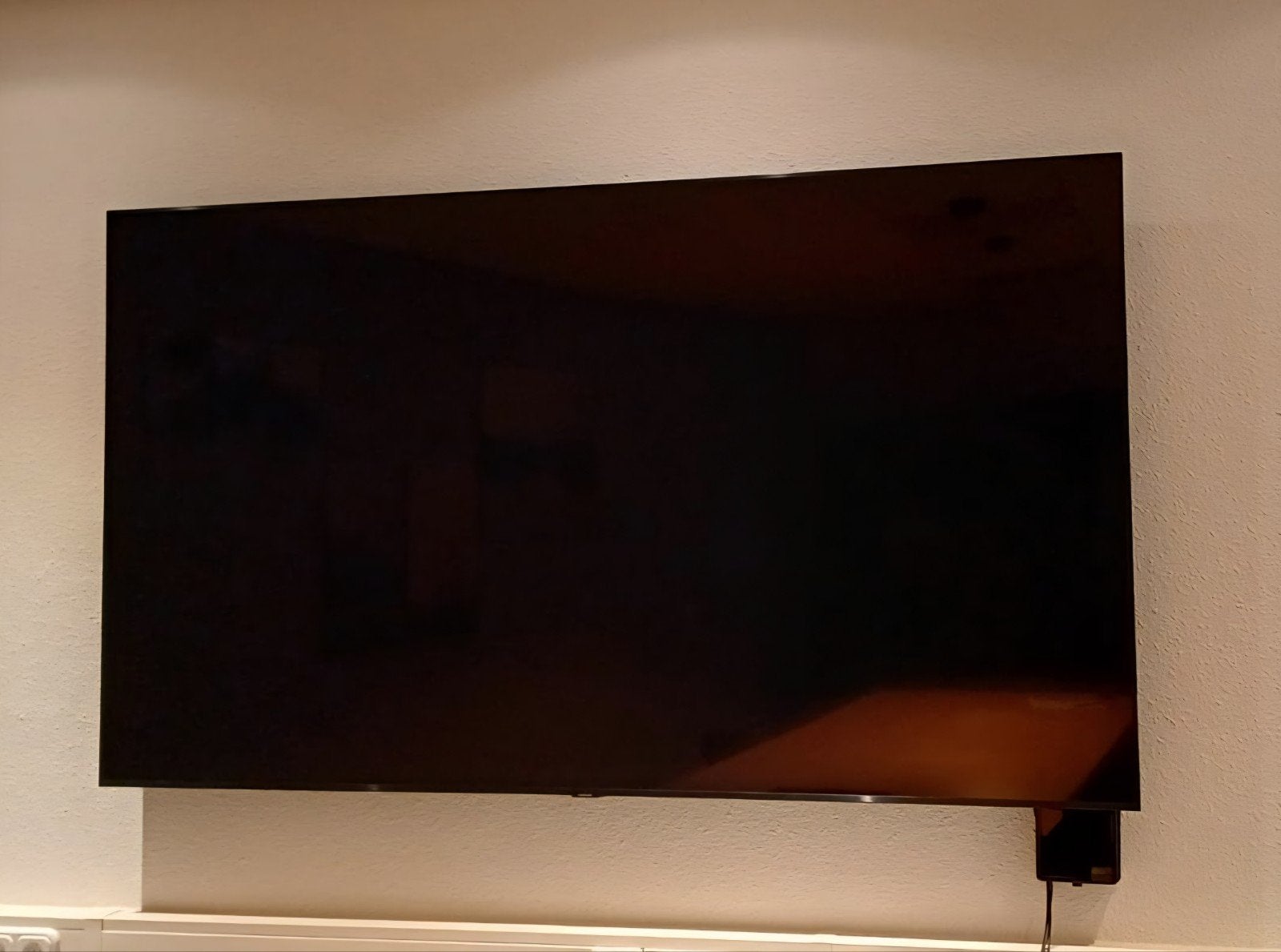 Grote Samsung TV 167x95cm incl muurbeugel, Ophalen, 50 Hz, Zo goed als nieuw, Samsung