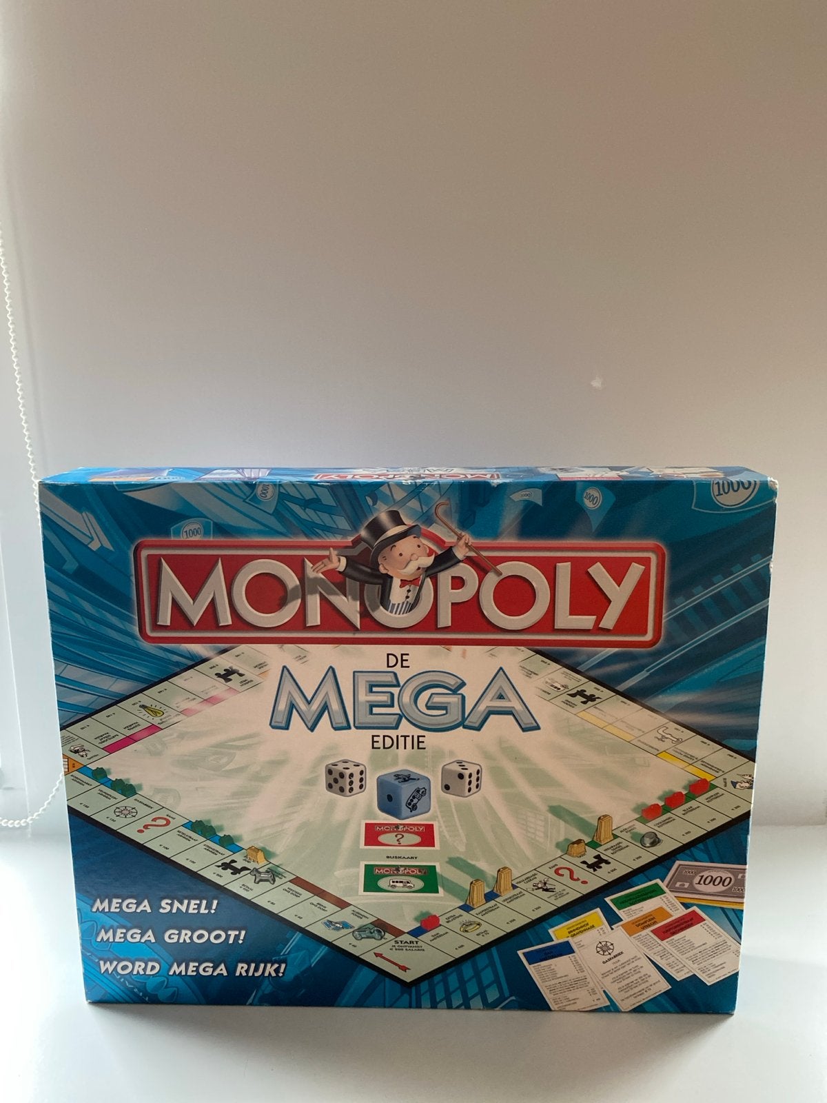 Monopoly Mega Editie - Het klassieke spel, maar dan groter!, Hobby en Vrije tijd, Drie of vier spelers, Ophalen of Verzenden, Gebruikt