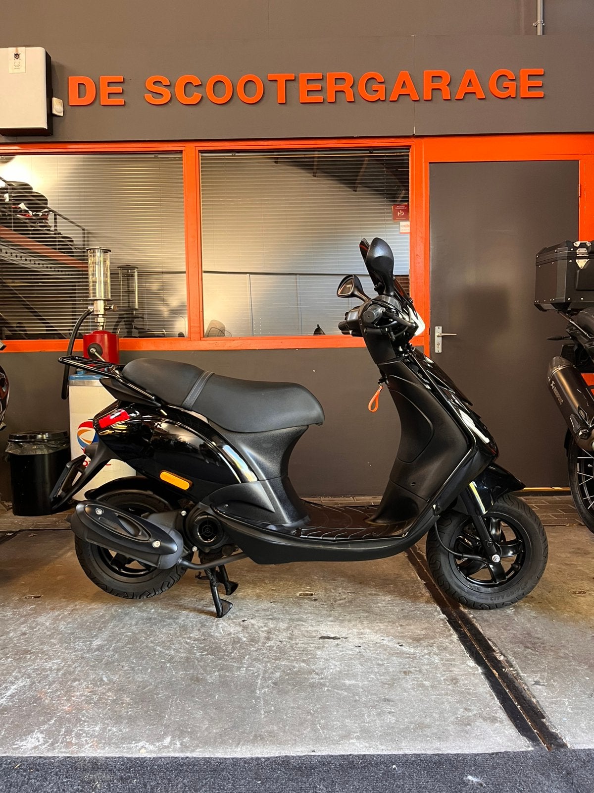 Piaggio Zip Brom 45km SP e3 FULL Black on Black 2017, Ophalen, Gebruikt, Piaggio, Piaggio
