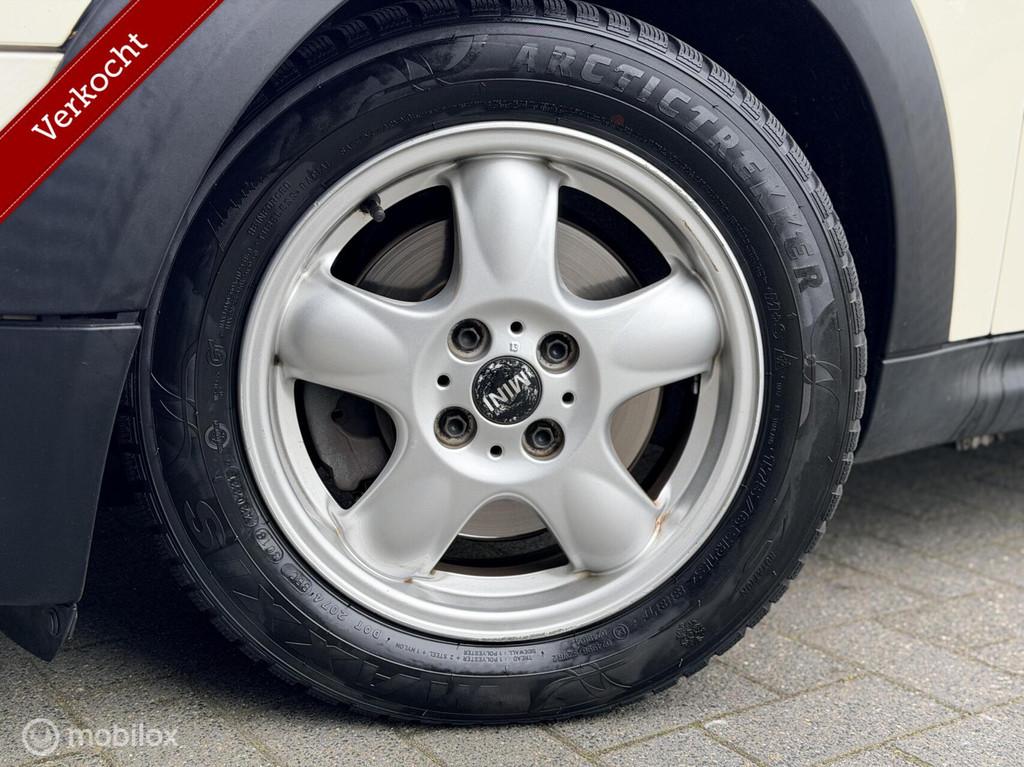 Mini Mini 1.6 Cooper Business Line, Auto's, Mini, Euro 5, 4 cilinders, 4 stoelen, Origineel Nederlands