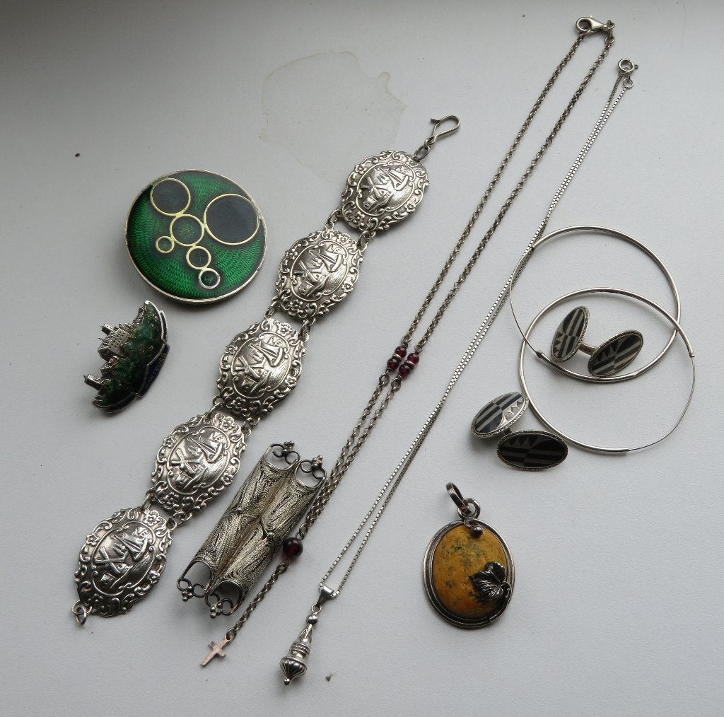 Lotje sieraden, antiek, Ophalen of Verzenden, Zilver, Broche
