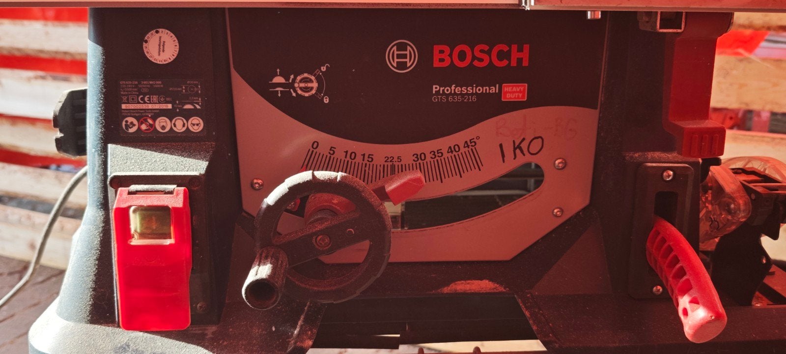 Bosch Professional GTS 635-216 Zaagtafel + Onderstel, Gebruikt, 70 mm of meer, Overige typen, Bosch Professional