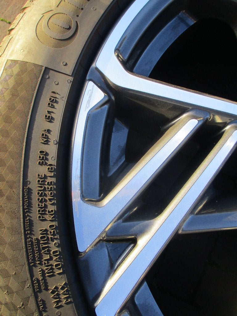 Foto 14 van Orig. Hyundai Kona 18 inch winterbanden N Line tpms IZGST