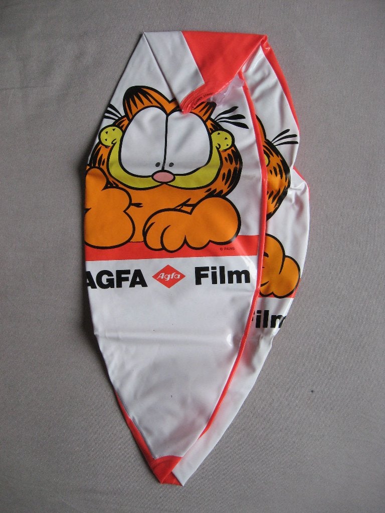 AGFA Film 200e - Garfield opblaasb. strandbal (nieuw)+ popje, Ophalen of Verzenden, Nieuw, Gebruiksvoorwerp