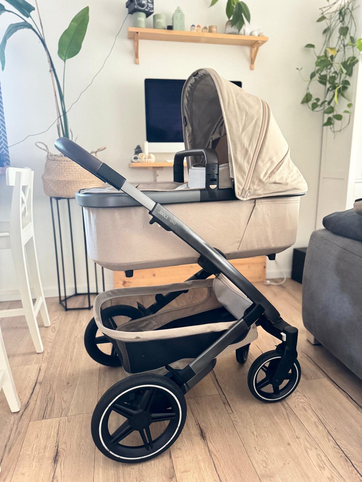 Kinderwagen Joolz Geo 3, TOP!, Zo goed als nieuw, Combiwagen, Verstelbare duwstang, Ophalen