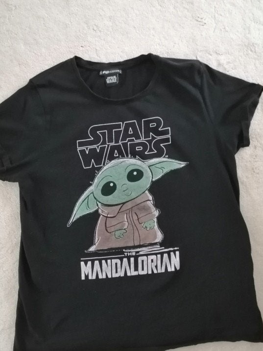 t shirt cartoon van de Mandalorian ( Star Wars), maat L, Ophalen of Verzenden, Zo goed als nieuw