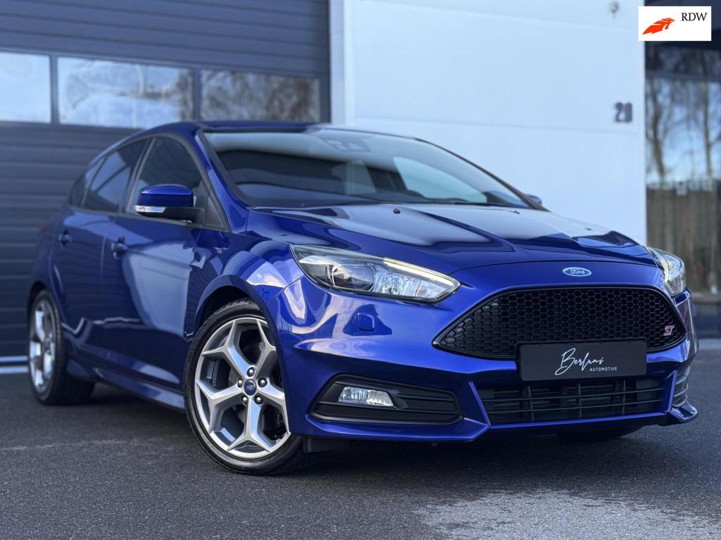 Ford Focus 2.0 ST 251PK | Recaro | Cruise Control |Stuurverw, Auto's, Ford, Bedrijf, Te koop, Focus, ABS, Airbags, Airconditioning
