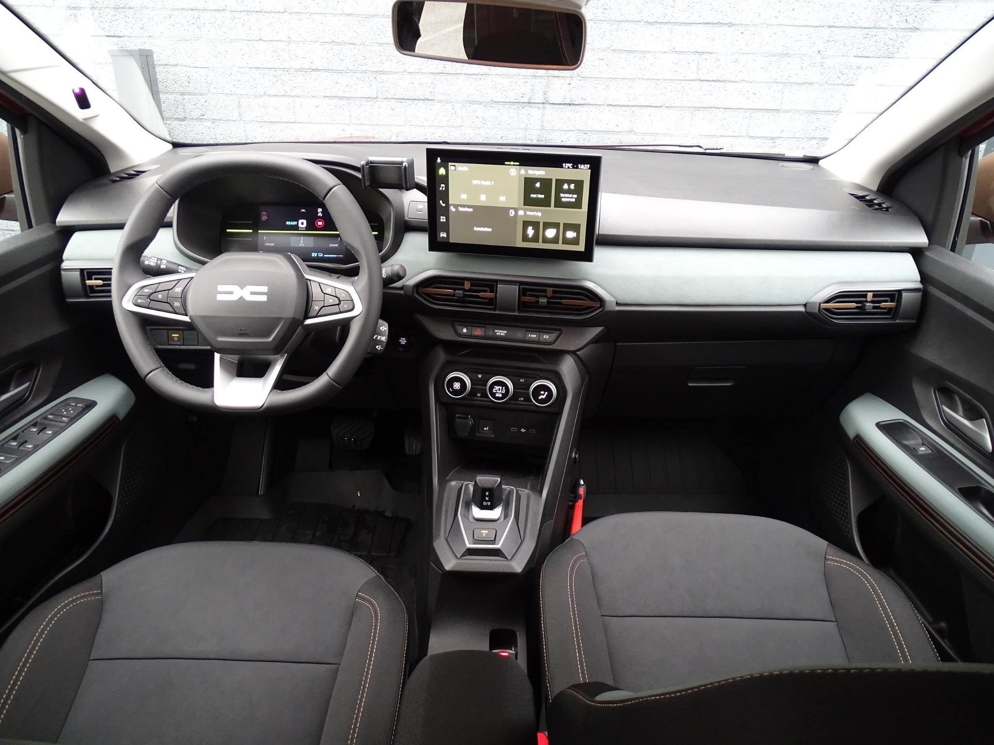 Dacia Jogger 1.8 hybrid 155 limited edition 7p. | DEMO | Nav, Auto's, Dacia, 7 stoelen, Origineel Nederlands, Bedrijf, Hybride Elektrisch/Benzine