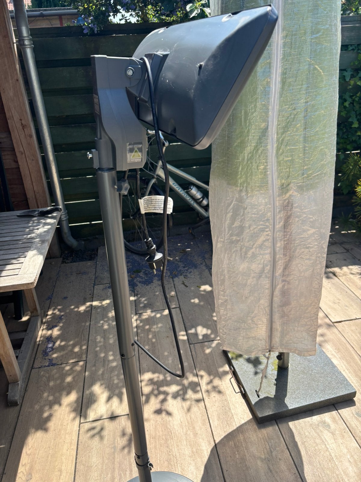 Terras verwarmer, Tuin en Terras, Ophalen, Zo goed als nieuw, Elektrisch, Vloer