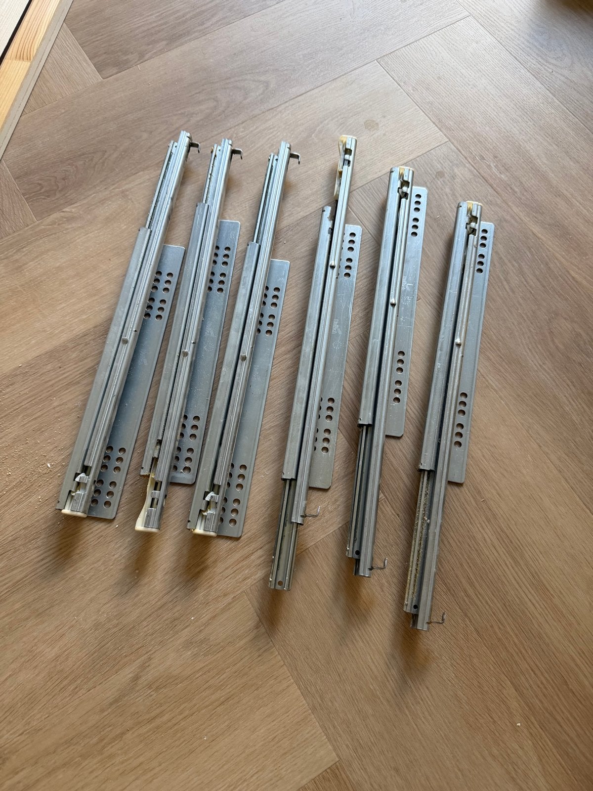 Ladegeleiders Keukenlades - 29 cm montageplaat, 40-71 cm rai, Zilver, Ophalen of Verzenden, Metaal, Overige typen