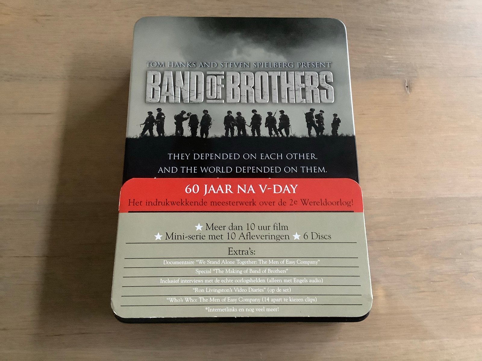 Band of Brothers - Complete Serie (6 DVD's) - Metalen blik., Vanaf 16 jaar, Nederlands, Ophalen of Verzenden, Zo goed als nieuw