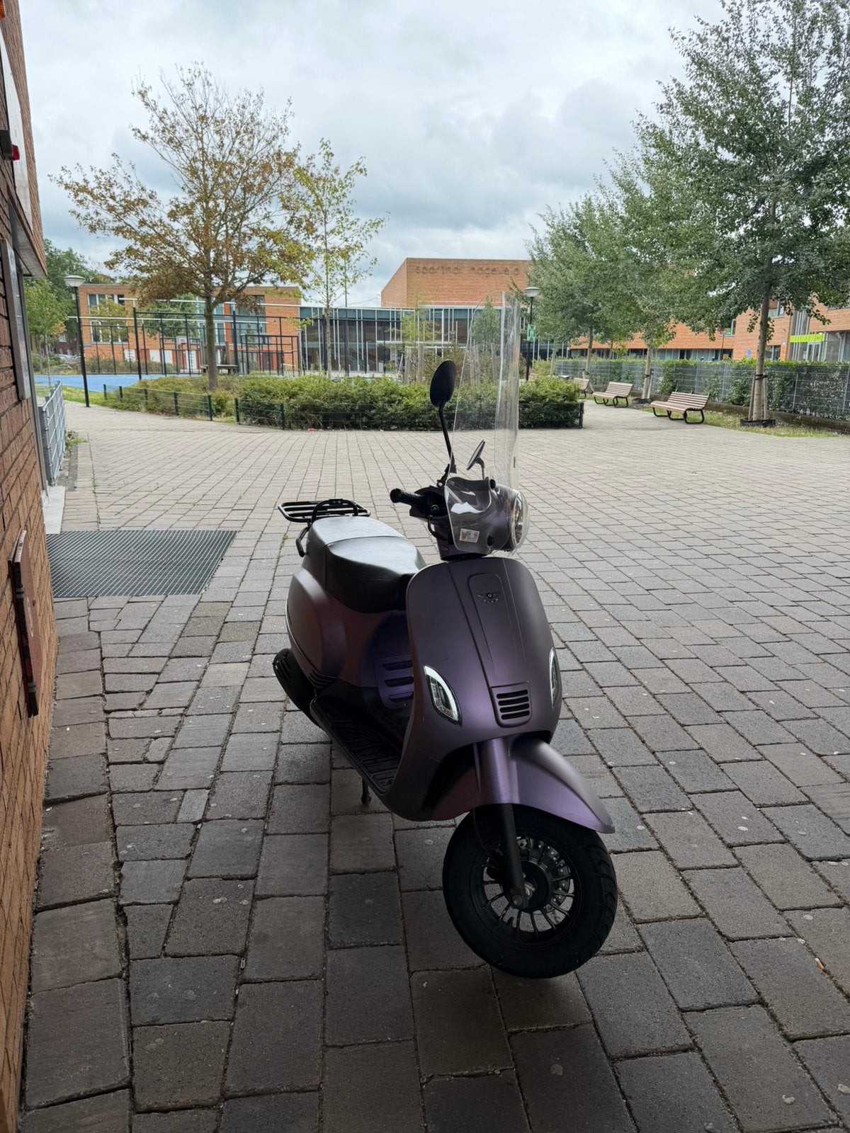 Scooter blauwe kenteken, Fietsen en Brommers, Ophalen, Zo goed als nieuw, Benzine, Overige merken
