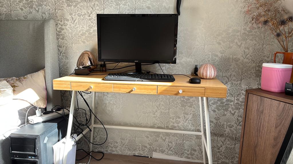 Ikea bureau, Ophalen, Japandi, Gebruikt, 50 tot 100 cm