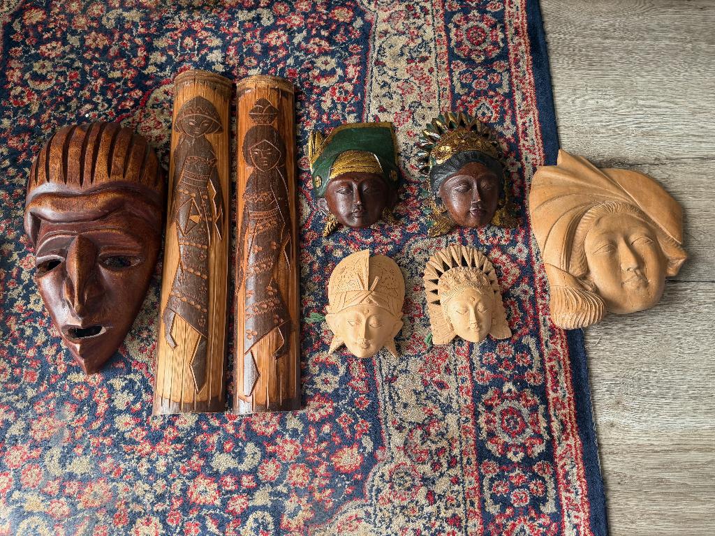 Oud Indonesisch Houtsnijwerk, Antiek en Kunst, Kunst | Beelden en Houtsnijwerken, Overige onderwerpen, Houtsnijwerk, Ophalen of Verzenden