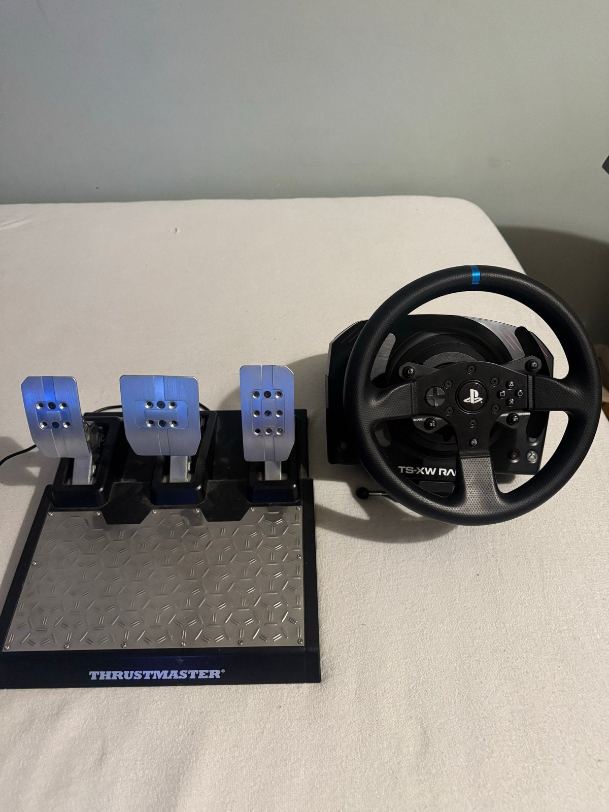 Thrustmaster TS-XW Racer     moet snel weg !!, Spelcomputers en Games, Racestuur, Force feedback, Ophalen of Verzenden, Zo goed als nieuw