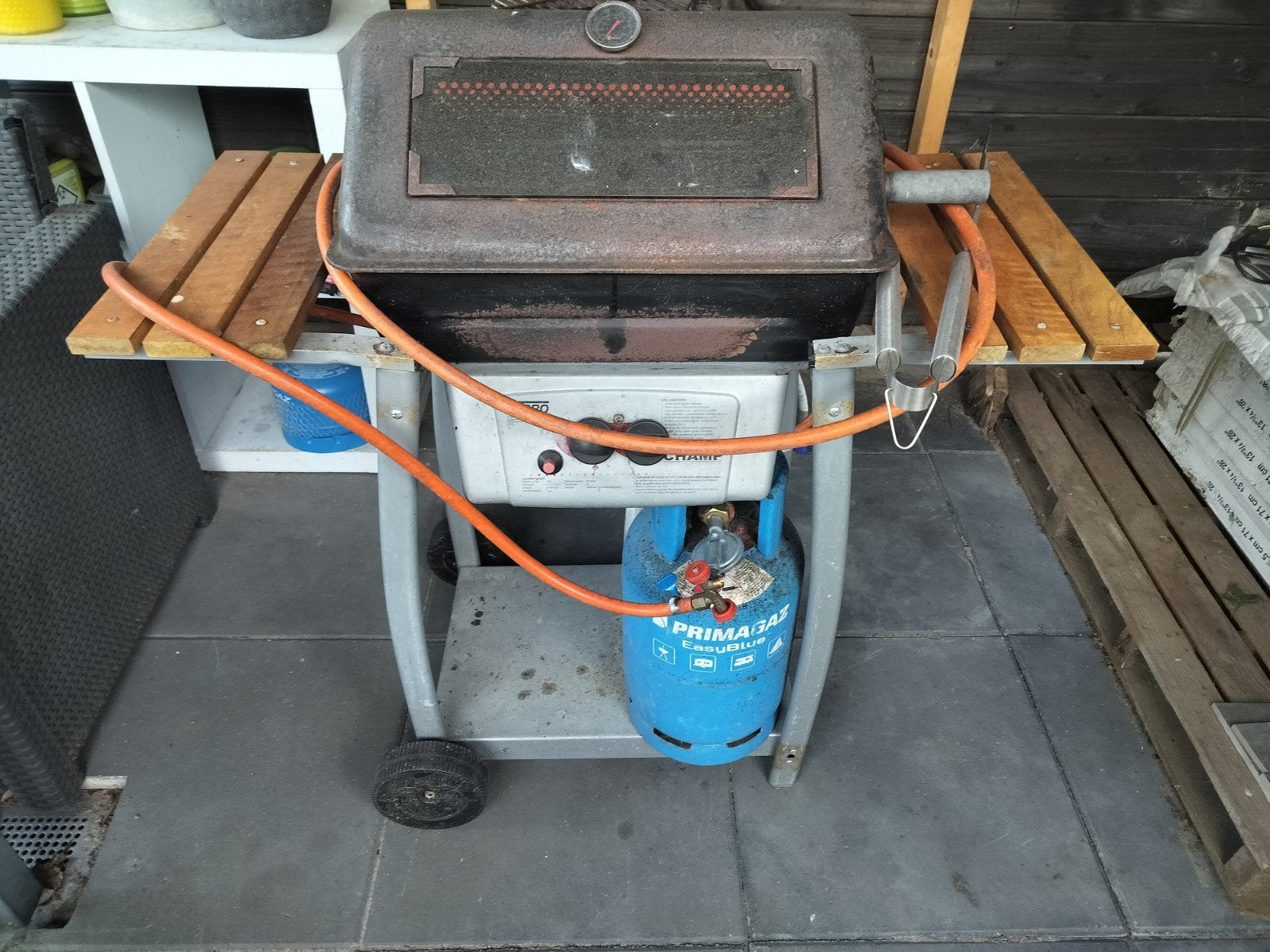 BBQ met gasfles (Primagaz EasyBlue), Ophalen, Gebruikt