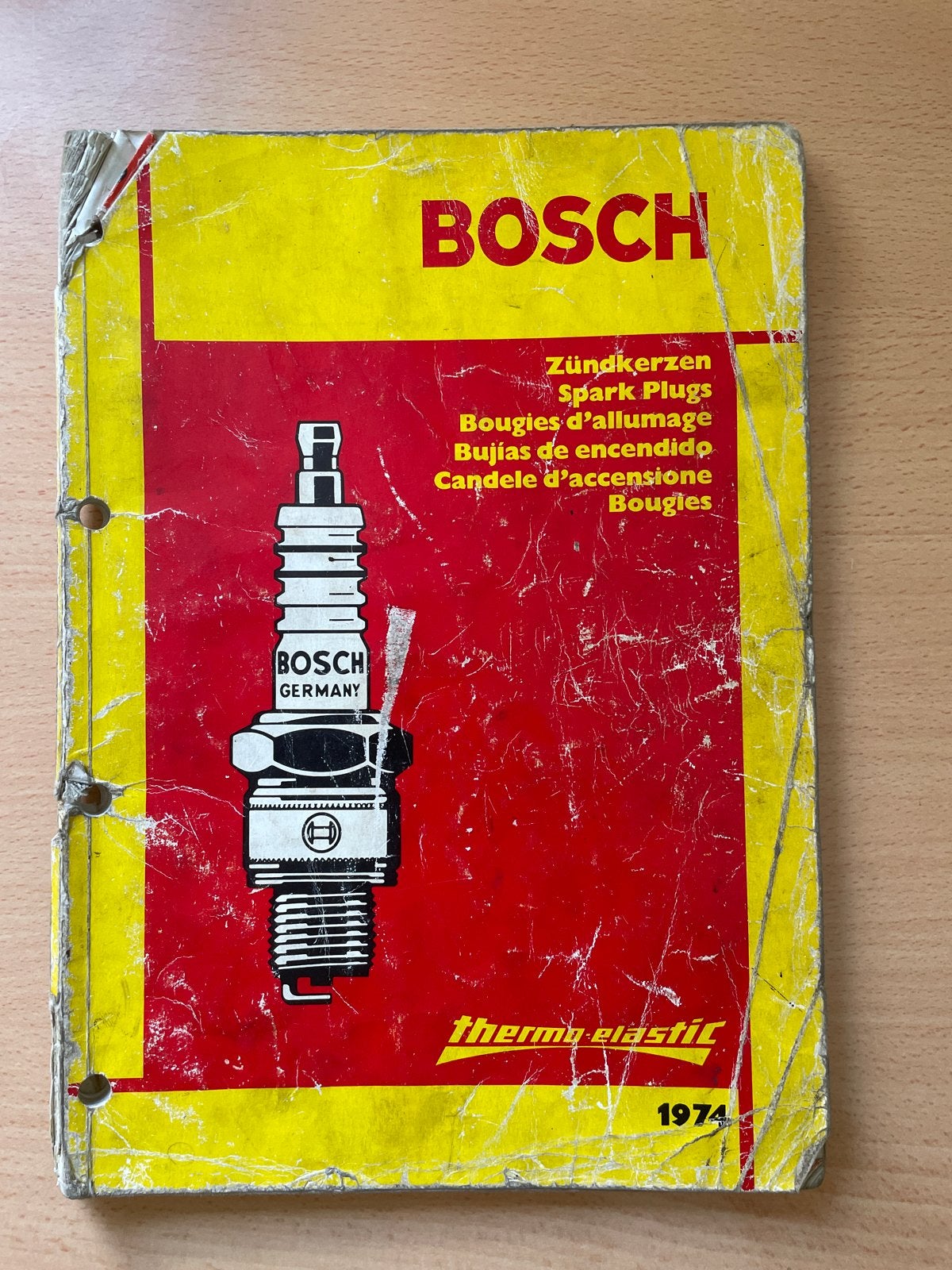 Bosch Bougies Catalogus 1974 - Zeldzaam Oldtimer Boek, Ophalen of Verzenden, Gelezen, Algemeen