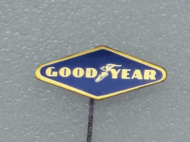 SP1491 Speldje Good year, Verzamelen, Ophalen of Verzenden, Gebruikt, Overige onderwerpen