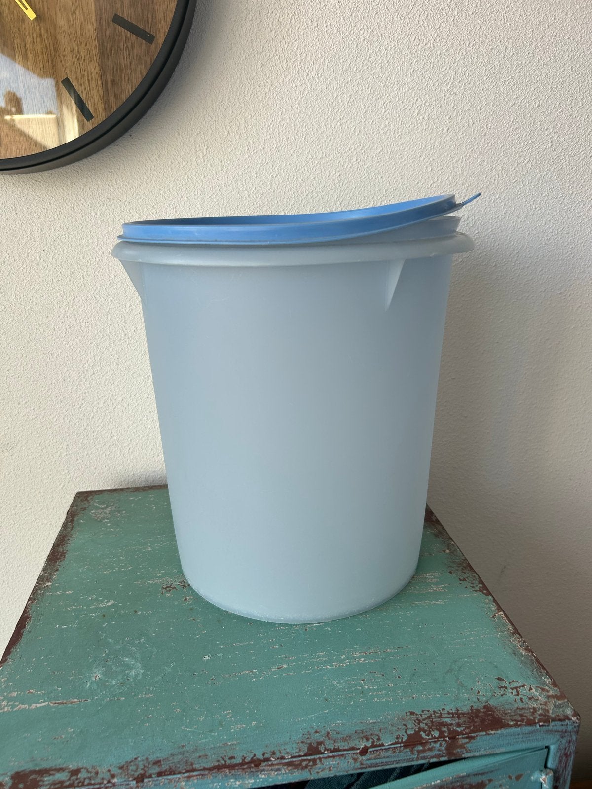 Tupperware was emmer met deksel - Lichtblauw, Gebruikt, Blauw, Ophalen of Verzenden, Met deksel