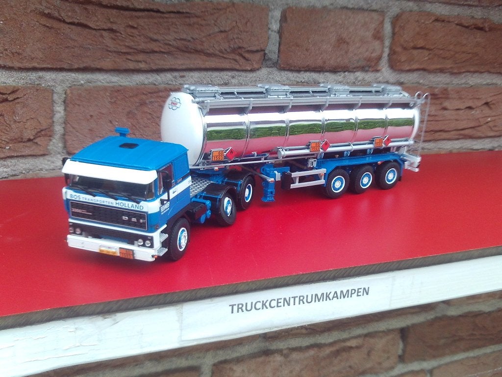 WSI  Daf  3300  6 x 2  van  Bos  Transporten., Hobby en Vrije tijd, Modelauto's | 1:50, Ophalen of Verzenden, Nieuw, Bus of Vrachtwagen