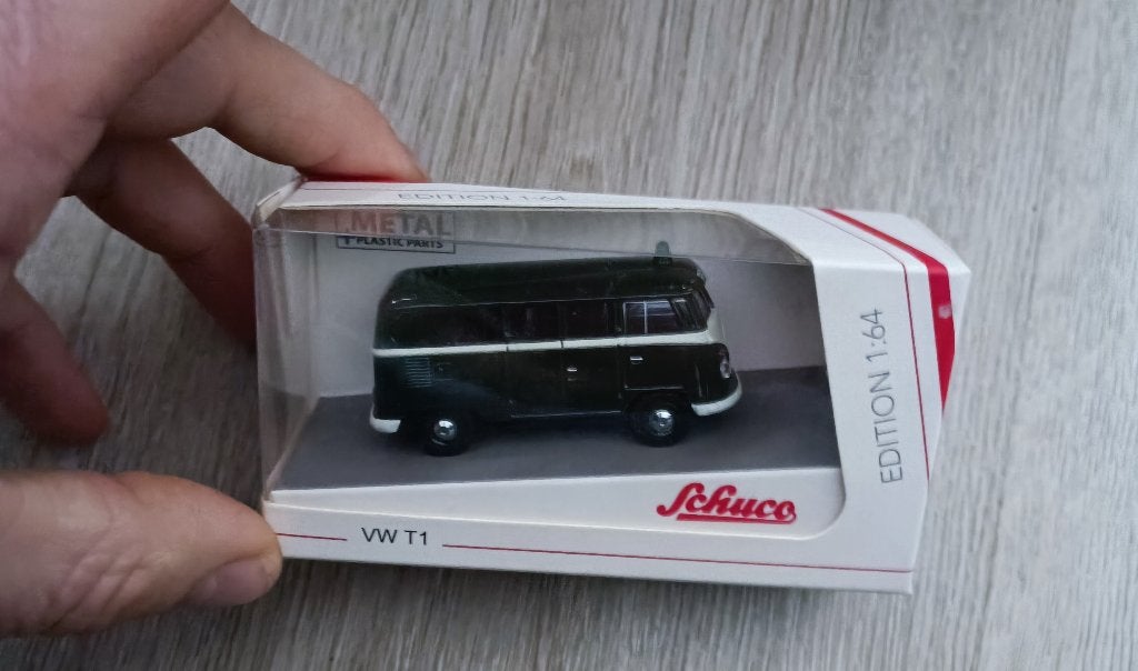 Schuco volkswagen Vw T1 bus polizei groen 452015400 1:64, Ophalen of Verzenden, Nieuw, Auto