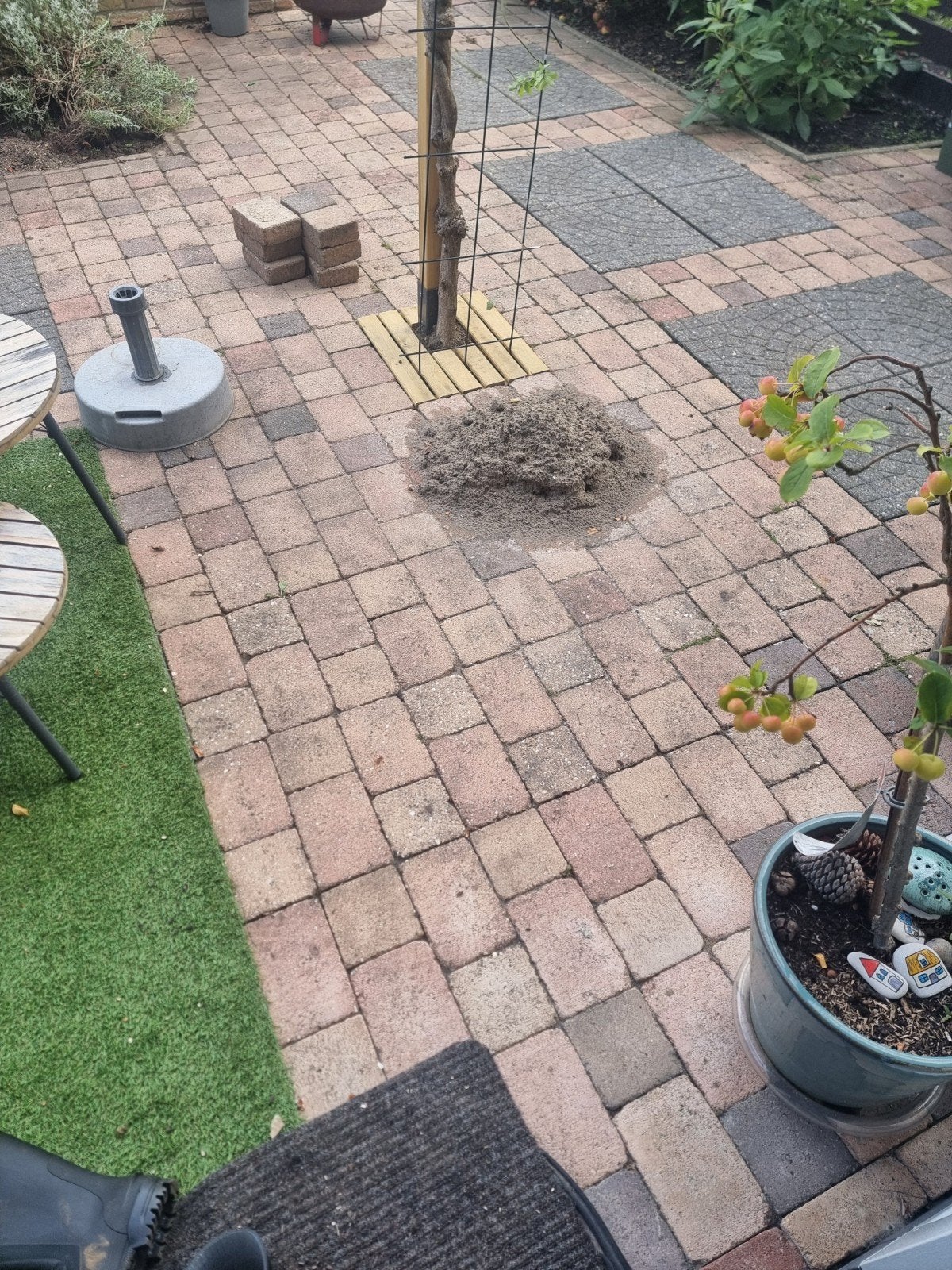 Iemand nog interesse in koppelstones, Ophalen, Gebruikt, Klinkers, 10 m² of meer